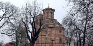 Крушевац: църквата Лазарица / снимка Друми в думи www.drumivdumi.com