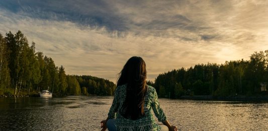 6 съвета как да практикуваме йога, докато сме на път 6 съвета как да практикуваме йога докато сме на път