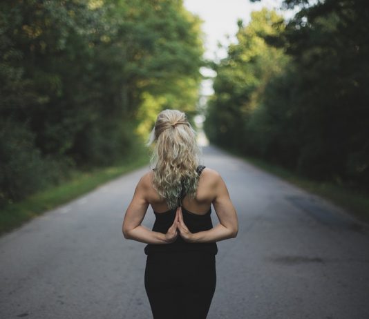 Йога инструкторите съветват: Как да пътуваме осъзнато?