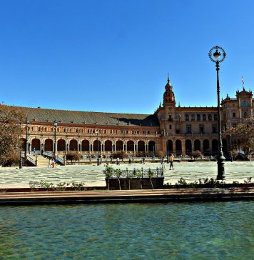 Севиля, площад Испания