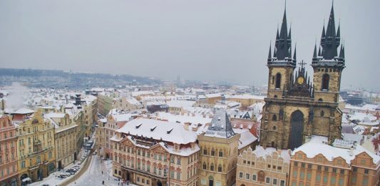 Магията на Прага през зимата в 20 невероятни снимки